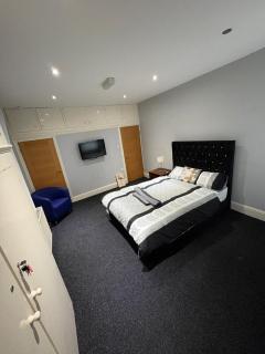 Union Street Tower - Oldham - 0