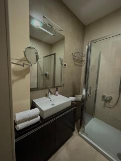 CEMELDA Suite 314 TQ Plaza - Budva - 1