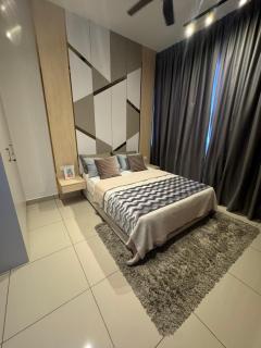 Palmyra Stylish New Condo - Kajang - 0