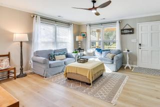 3 Blocks to Beach Access Coastal Carolina Apt - 5