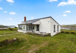 Camelot, Newport - A Pembrokeshire Waterside Cottage - 4