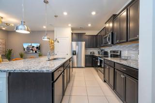 5bed home super close to Disney with private pool - 1