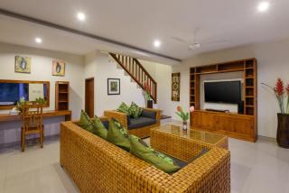 Echo Beach Townhouses - 4