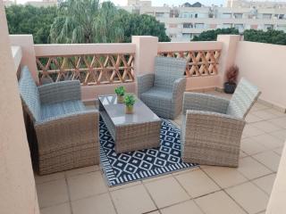 Sun an relax at the Puertomar beach - 4