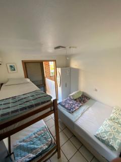 Quatro Ilhas Beach Hostel - Bombinhas - 6