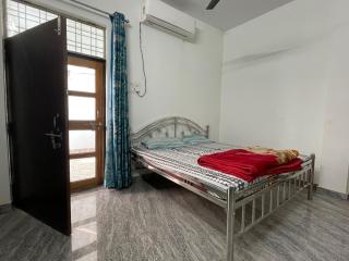 Gangotri Niwas - Prayagraj - 4