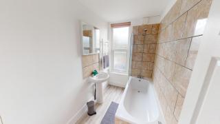 Stunning 6-Bedroom House in Beeston Awaits Your Stay! - Nottingham - 5