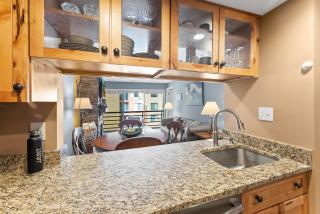 Main St Wanderlust, Resort Bliss and Nearby Dining Delights - Park City - 2