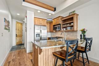 Newpark, Close to ski resorts and restaurants, Amazing Views, Private hot tub - Park City - 2