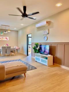 JB Citywoods 2B2BR - 5min CIQ & HSAJB & Anga Clinic - Johor Bahru - 8