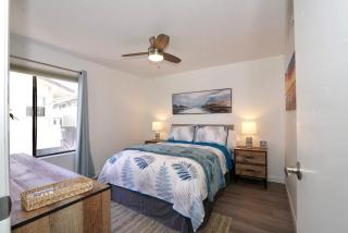 2Bed 2Bath APT walking distance to BEACH and BAY in PB - San Diego - 1