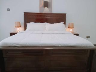 The Royal Penthouse - Kampala - 9