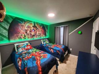 Charming 5BD Townhome w Pool near Disney 2014 - 8