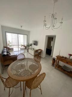 Apartamento no Guarujá - Praia de Pitangueiras - Guarujá - 0