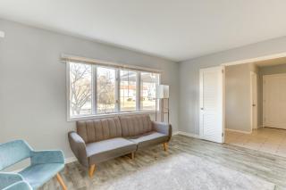 3 Mi to Dtwn Home with Yard in Newark - Newark - 1