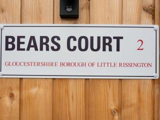 Bears Court Barn 2 - 9