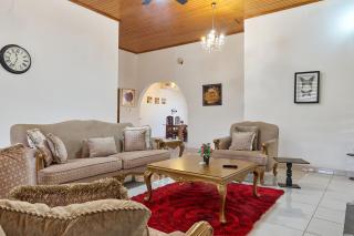 Beautiful Family Home at Emefs Lagoon View Estate Lashibi - 0