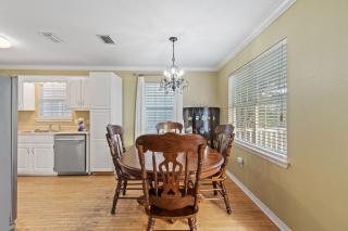 Lazy Dayz by Vacation Homes Collection - Gulf Shores - 1
