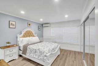 3bed 3bath blocks to the beach and bay in PB - San Diego - 3