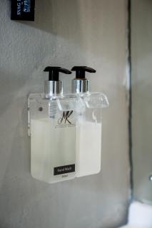 Crown Loft at Chaplin Manor - 6