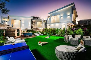 mVillas Luxury Villas with Beach Club Access & Sauna - Tamarindo - 0