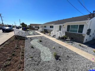 1 Bed 1 bath BIG PRIVATE back yard LOCATION - San Diego - 4