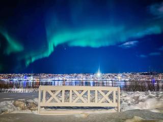 Panorama View - FREE Parking - PERFECT For Couples - Tromsø - 9
