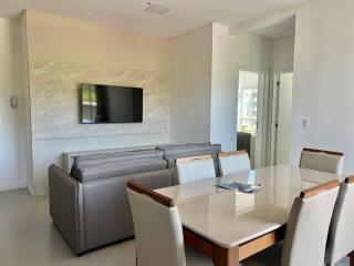 Vista Mar! Apto na Praia grande! PT07I - 1