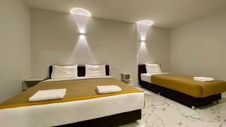 Orchard House Resort - 9