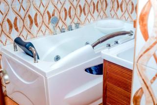 Boston Villa Motel - 6