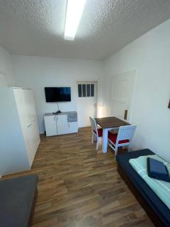 FLEX Aparts - große, möblierte 4-Raum Wohnung in Zwickau - Zwickau - 4