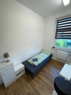 FLEX Aparts - große, möblierte 4-Raum Wohnung in Zwickau - 3