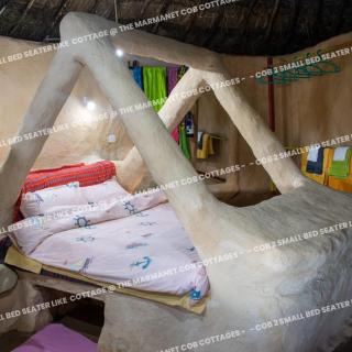 The Marmanet Cob cottages - 7