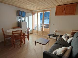 Studio rénové pour 4 personnes - Balcon, Sud, Parking - FR-1-445-213 - Monginevro - 8