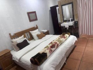 The Residency 11 46 - 3