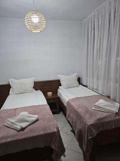 Gondola Peak Apartment - Bansko - 0