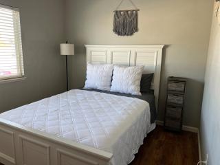 Cozy House in Fallon- 3BedRoom, 2BathRooms - 6