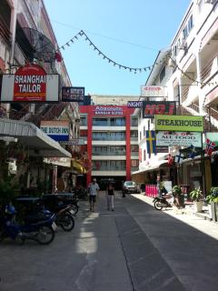 Absolute Bangla Suites - Patong - 6