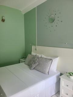 Riverside Poolside Apartment - San Juan - 6