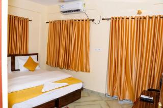 Sunflower Inn - 5