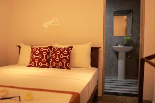 D Plus Homestay Negombo - Negombo - 9