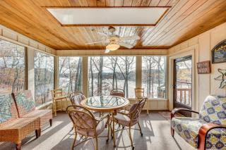 Lakefront Hot Springs Village Home with Private Dock - Hot Springs Village - 2