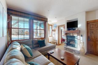 Horse Lodges 5-102 - 6