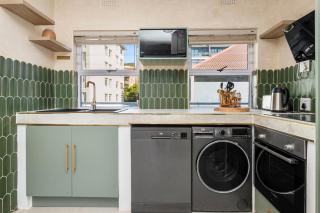 Coastal Comfort by the Promenade - 6