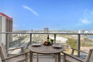 Luxury 1 Br Front Intracoastal View Balcony Pools - Hollywood - 7