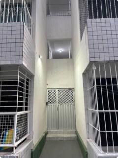Apartamento em Candeias - 2