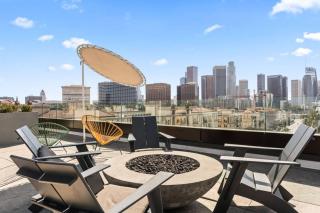Private Skyloft, DTLA Views, 1 Mile to Dodger Stadium - 2