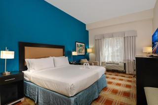 Holiday Inn Express & Suites Houston Northwest-Brookhollow by IHG - 3