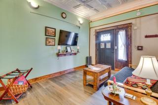 Walk to White River Cozy Studio, Driftys Hideaway - 5