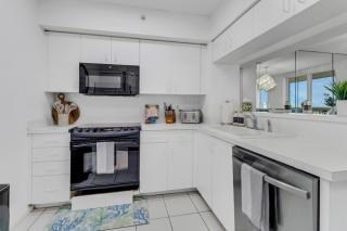 Luxury Oceanfront Escape - Condo at Merida in Cape Marco - Marco Island - 1